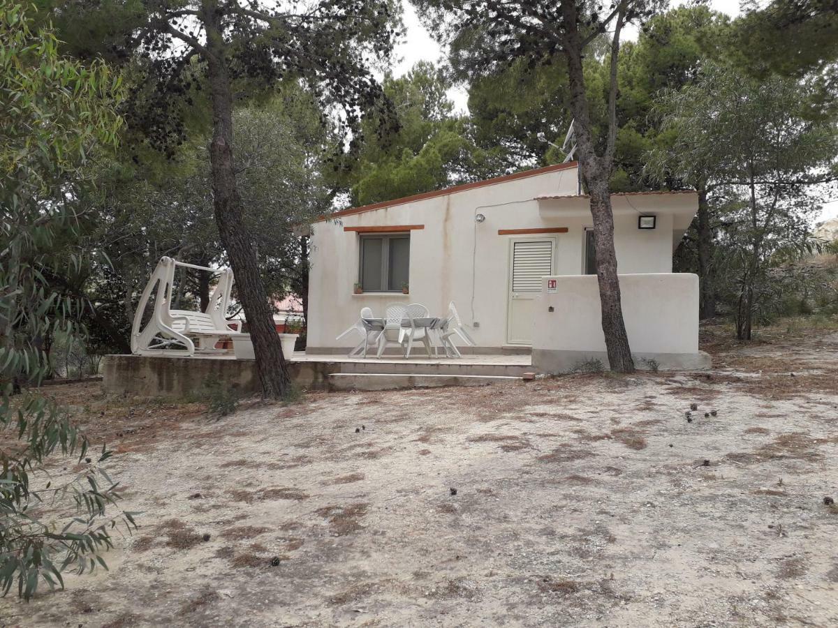 Camping La Pineta Village Porto Empedocle Exterior foto